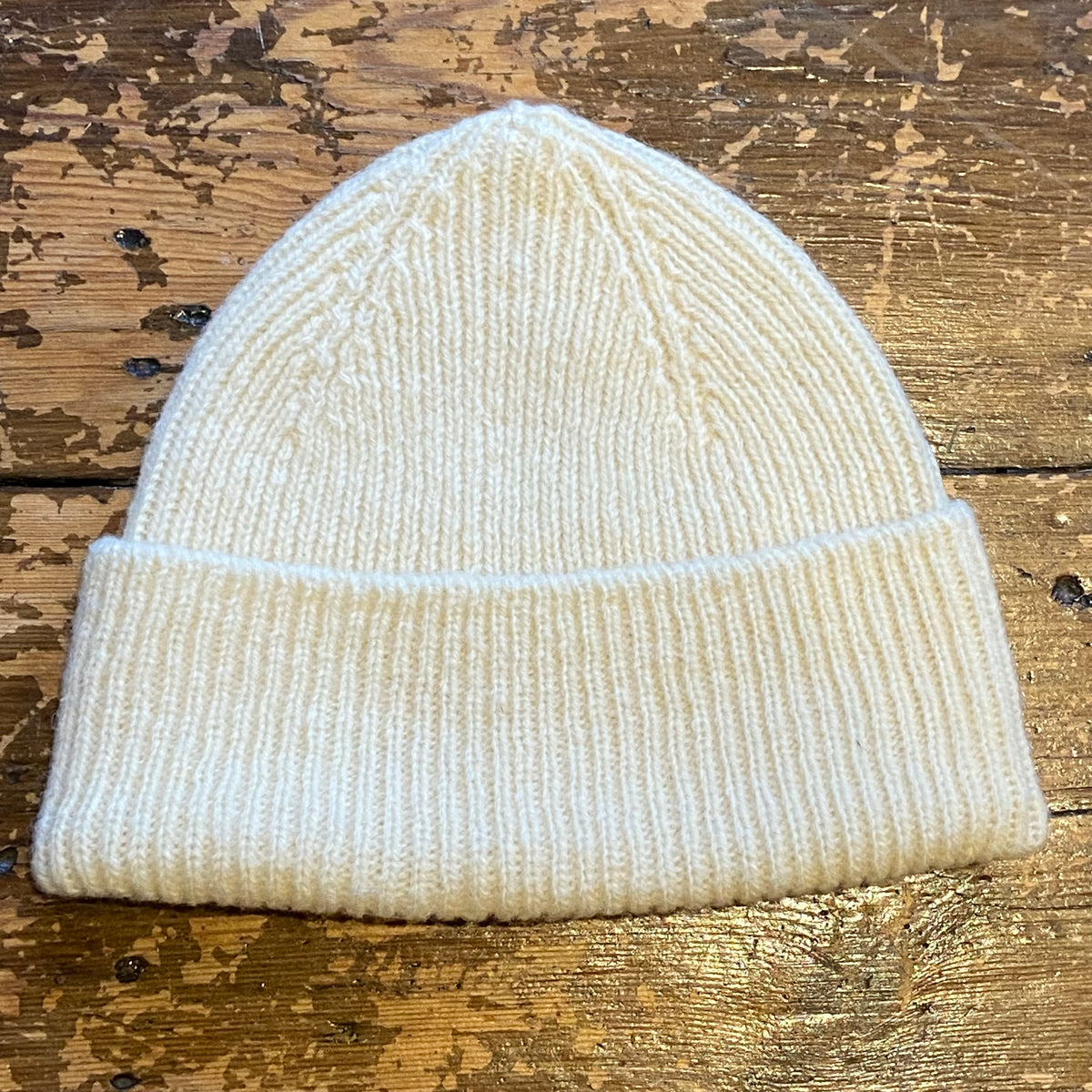 Overstrand 100% wool made in Scotland hat