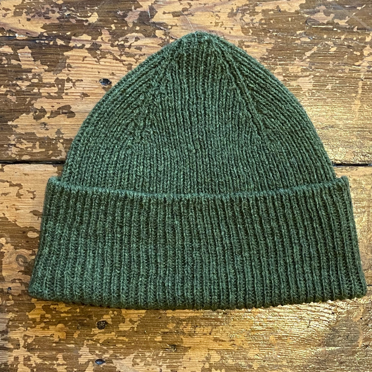 Overstrand 100% wool made in Scotland hat