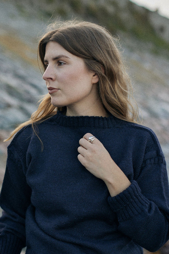 Le Tricoteur Rocquaine Guernsey sweater - navy blue